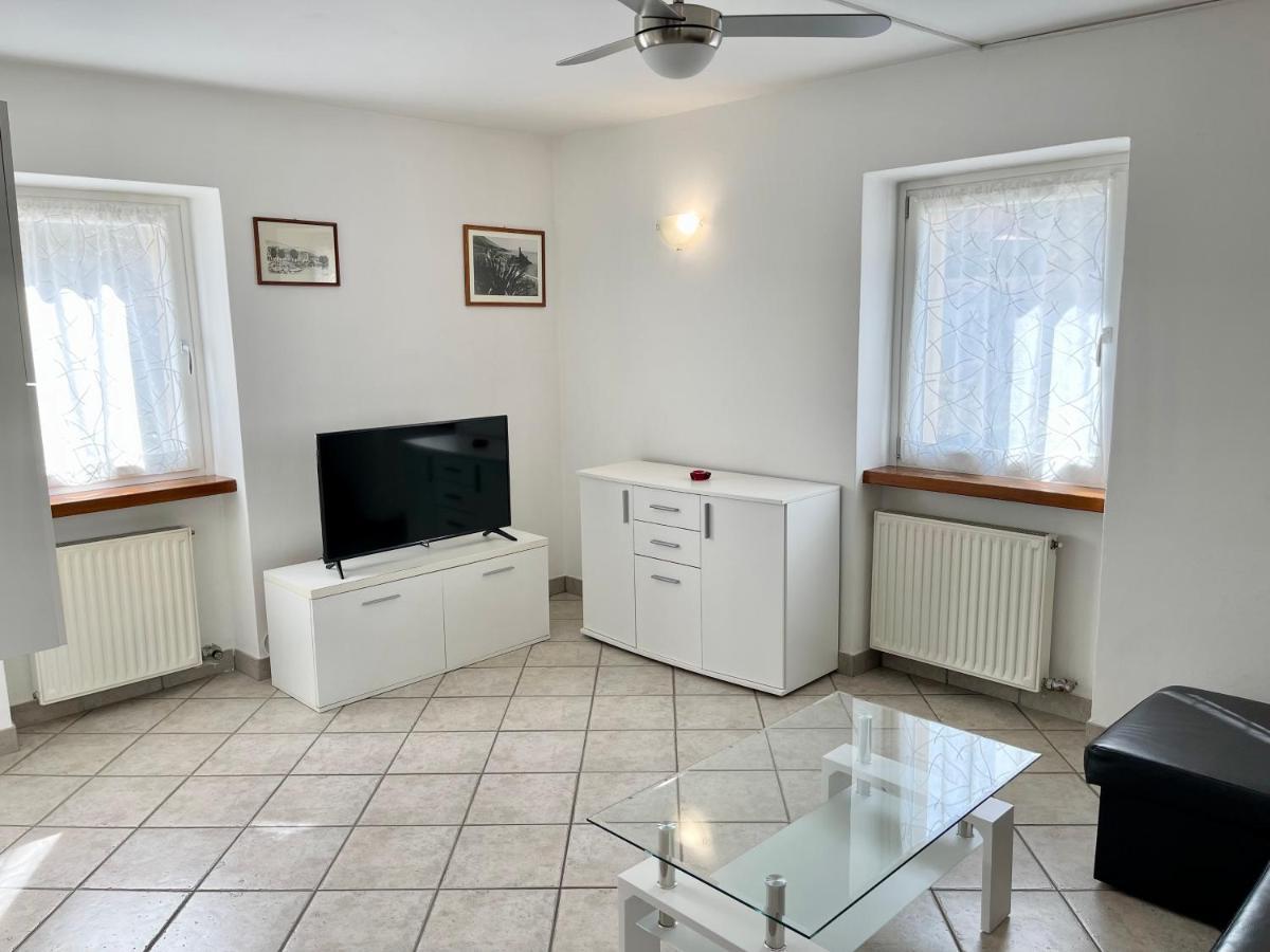 Villa Carrera Малчезине Екстериор снимка